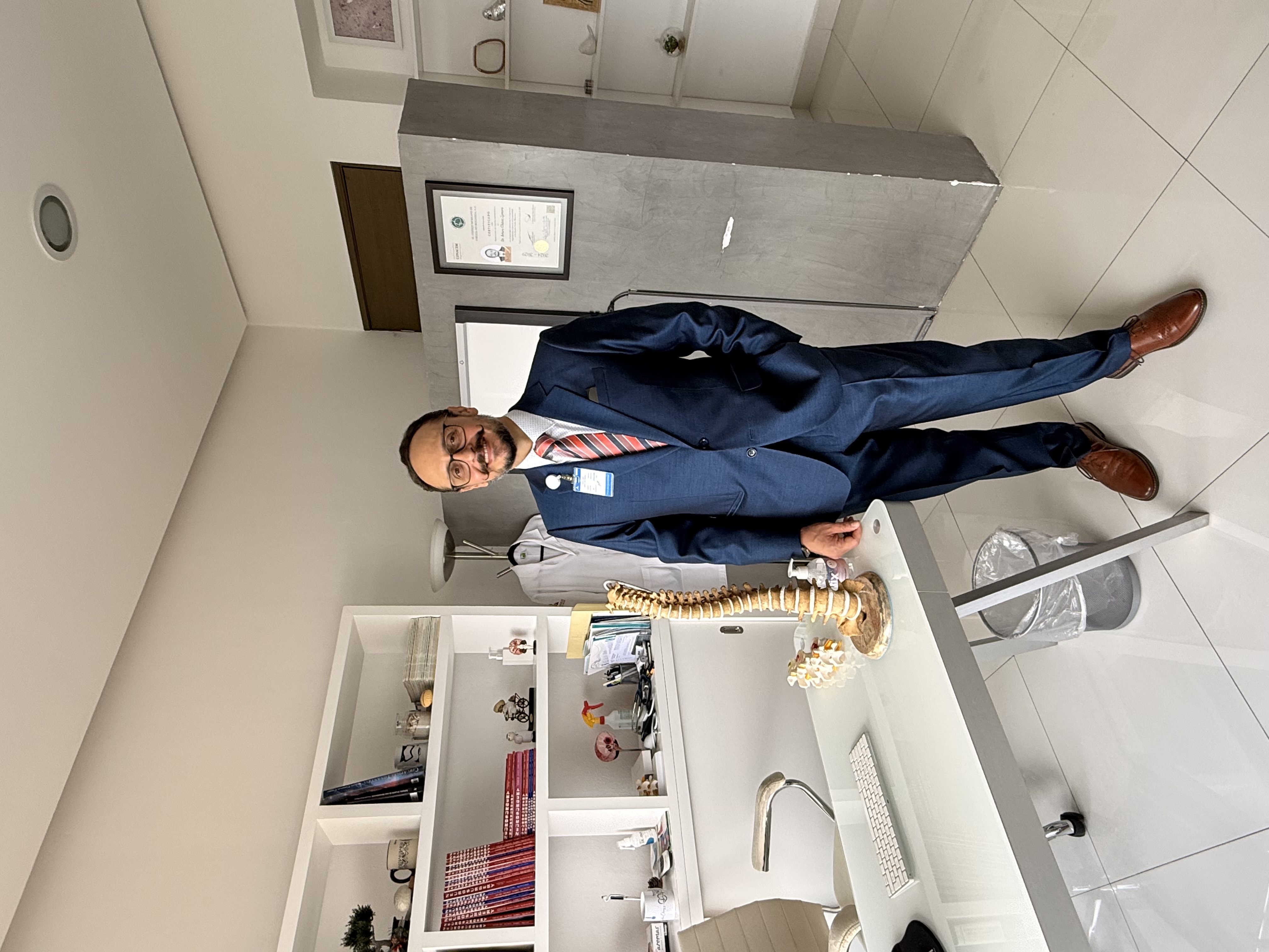 Foto del Dr. Arturo Chávez Zamora